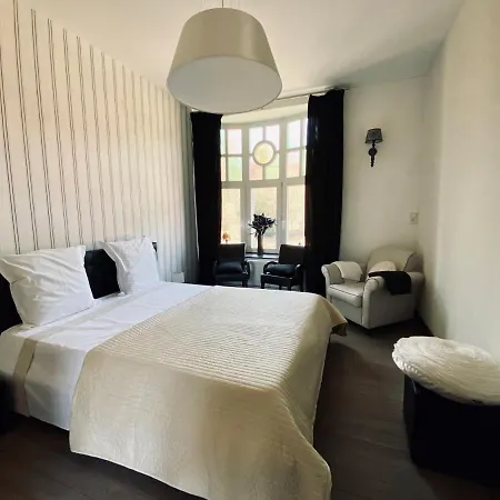 בית נופש La Villa Louise *