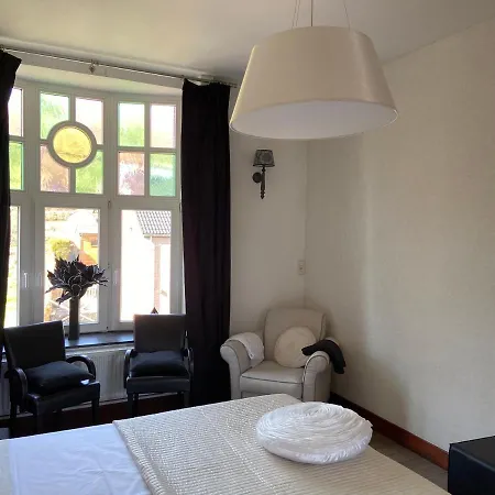 La Villa Louise בית נופש סטבלוט