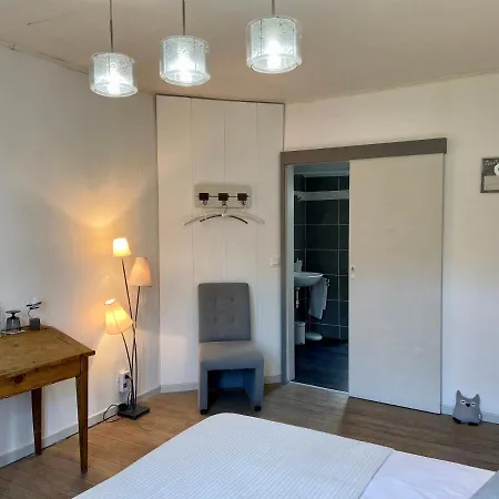 La Villa Louise * סטבלוט