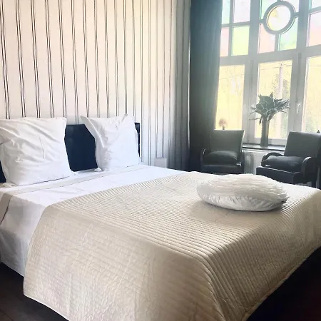 La Villa Louise * Ставело