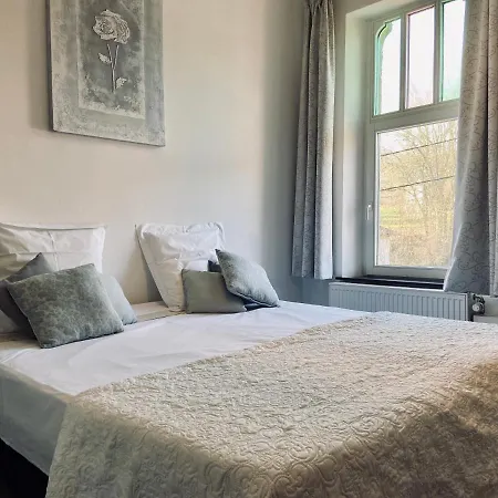 בית נופש La Villa Louise *